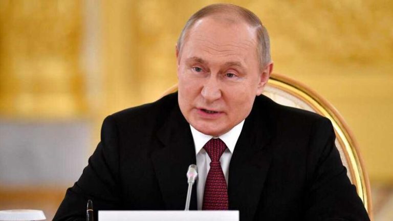 Putin’den Batı’ya ”Yaptırımlar Akılsızca” Eleştirisi