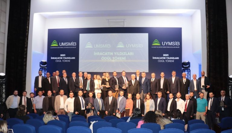 Yaş meyve sebze ve mamul ihracatının yıldızları başarılarını ödülle taçlandırdı 