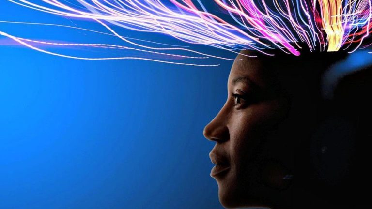 Beynimiz, Yaşadıklarımızı Baştan Yazma ve Kendi Katkımızı Abartma Konusunda Neden Bu Kadar İyi?