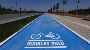 Binlerce kişi TBMM’den “güvenli bisiklet yolu” istedi