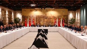 Bakan Nebati, sektör temsilcileriyle bir araya geldi