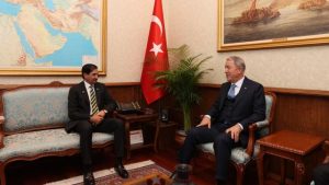 Bakan Akar, Pakistan Savunma Bakan Yardımcısı’nı kabul etti