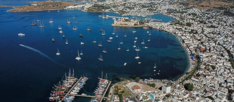 Konaklama: Yabancı uzatıyor, yerli kısaltıyor