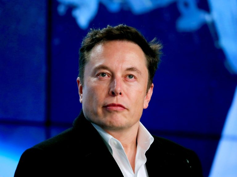 Musk: Tesla’nın yeni fabrikaları milyarlarca dolar zarar ediyor