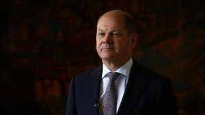 Almanya Başbakanı Scholz, Rusya’ya yaptırımların devam etmesinin önemini vurguladı