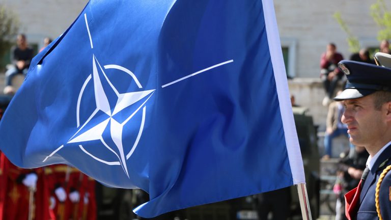 Madrid Zirvesi’ne Kimler Gölge Düşürür?