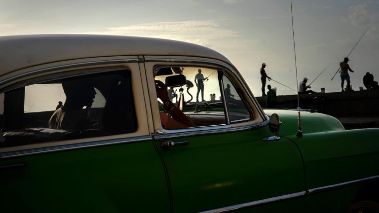 Elektrikli araçların dünyasında ‘klasik’leri nasıl bir gelecek bekliyor?