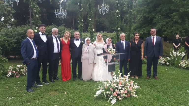 Ünlü iş insanı İlker Yüksel dünya evine girdi