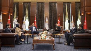 Siyasi partilerde bayramlaşma