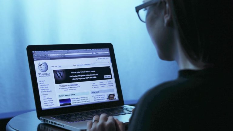 Çinli kadın Wikipedia’ya Çin ve Rusya tarihini yeniden yazdı