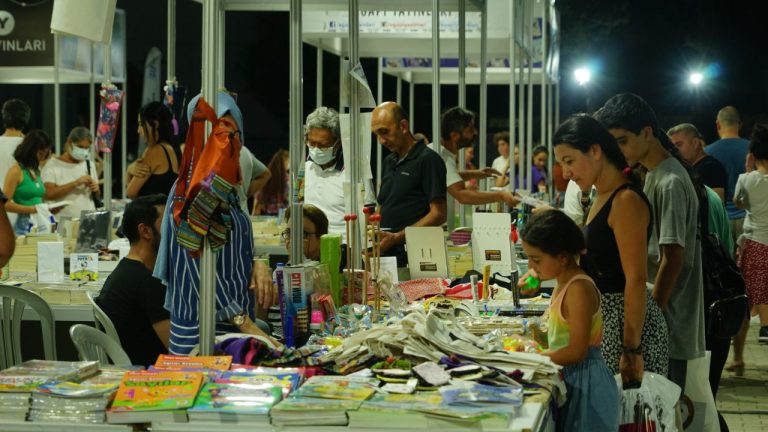 Edebiyat, Tarih ve Sanat Dolu İçeriğiyle 5. Edremit Kitap Fuarı’nın ardından…