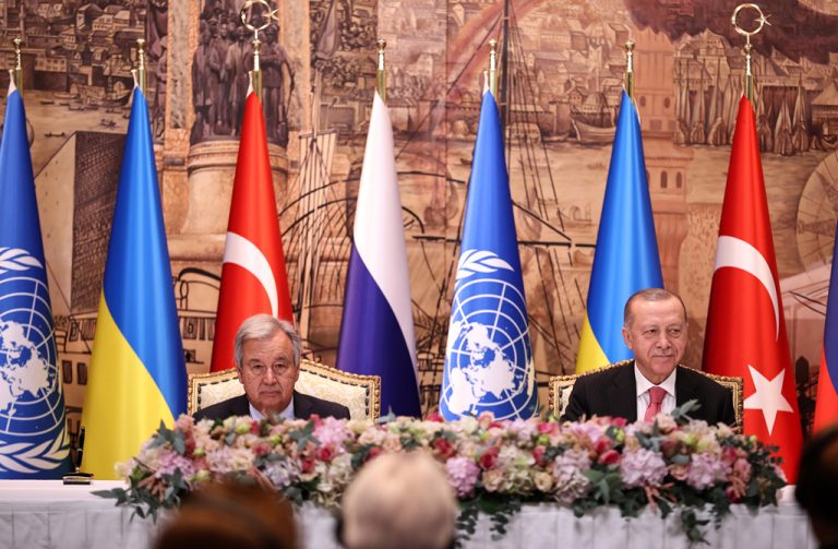 Askeri Vesayetten Savunma Diplomasisine