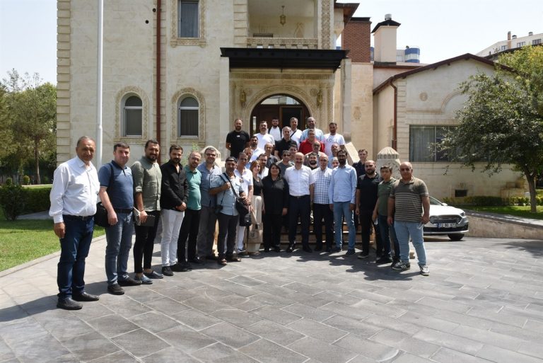 Batman Valisi Ekrem CANALP, Basın Mensuplarını Kahvaltıda Ağırladı