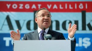 Bakan Bozdağ Gülşen’e tepki gösterdi: Milyonlarca vatandaşımıza karşı büyük bir hadsizlik