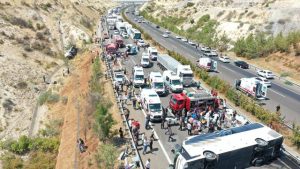 Gaziantep ve Mardin’deki kazalarda vefat edenlerin yakınlarına psikososyal destek