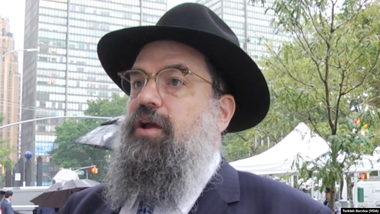 “İlişkilerin Düzelmesi için Erdoğan da Biz de İstekliyiz”