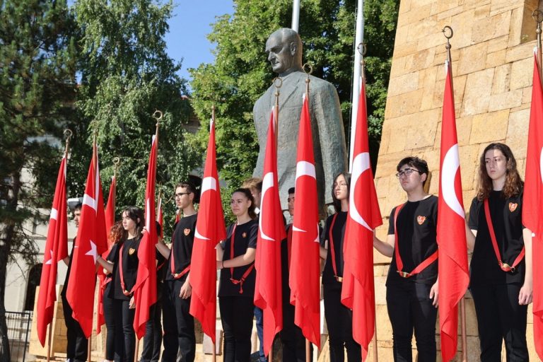 Sivas Valisi Dr. Yılmaz Şimşek, “Sivas Kongresi, Bağımsız Türkiye Cumhuriyeti’nin Temelidir”