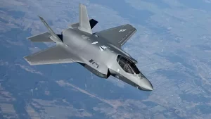 Pentagon, Çin malzemesi kullanıldığı ortaya çıkan F-35’lerin teslimatlarını askıya aldı