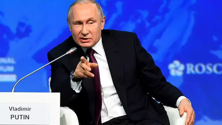 Putin: Batının yaptırımları beyhude, Asya yükselişte Batı ise düşüşe geçti