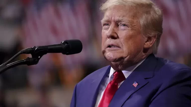 Trump’ın sakladığı belgelerde yabancı bir ülkenin nükleer kapasitesine ait bilgilerin olduğu iddiası