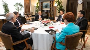 Altılı masa daha sık toplanacak