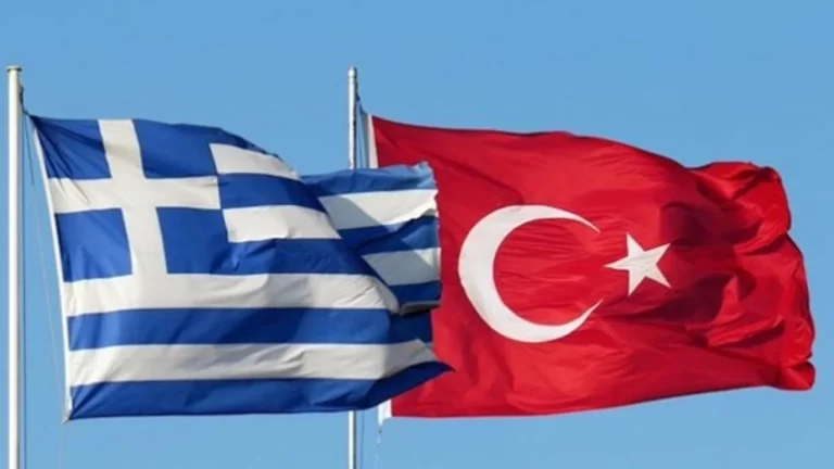 Yunanistan ateşle oynuyor