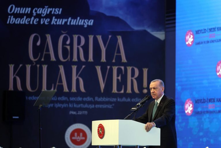 Cumhurbaşkanı Erdoğan, “FETÖ’nün DEAŞ’tan hiçbir farkı yoktur”