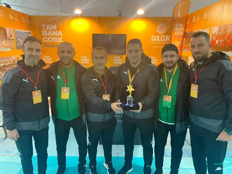 Tam Bana Göre Festival’e Gölcük Belediyesi’nin başarısı