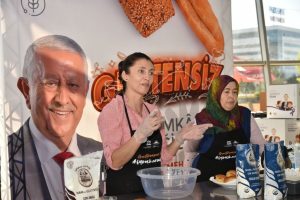 Afyonkarahisar Belediye Başkanı Mehmet Zeybek, “Hayat glütensiz de güzel”