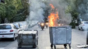 İran’daki olaylarda Devrim Muhafızları’nın İstihbarat Komutanı da öldü
