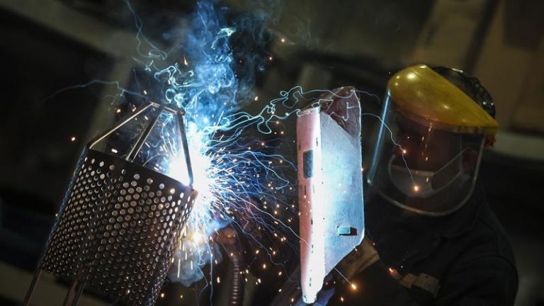 HAK-İŞ Genel Başkanı Arslan çalışma hayatına yönelik adımları TRT Haber’e değerlendirdi