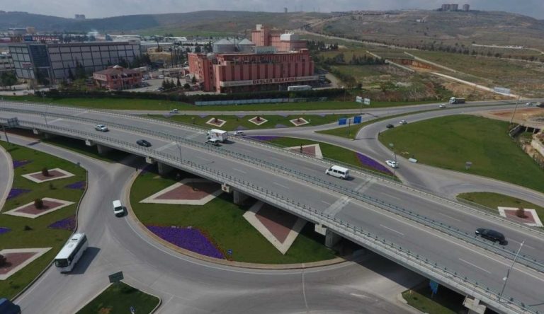 Ulaştırma ve Altyapı Bakanlığı, Gaziantep’te güvenli ve konforlu ulaşım için projelerimize devam ediyoruz…