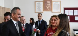 Millî Eğitim Bakanı Mahmut Özer, Sincan Ersin Nazif Gürdoğan Anadolu Lisesini ziyaret etti…