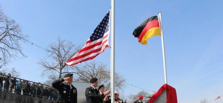 Araştırma: Almanya ve ABD’de demokrasiye güven azalıyor