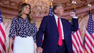 Donald Trump, 2024’te yapılacak başkanlık seçimleri için adaylığını resmen açıkladı