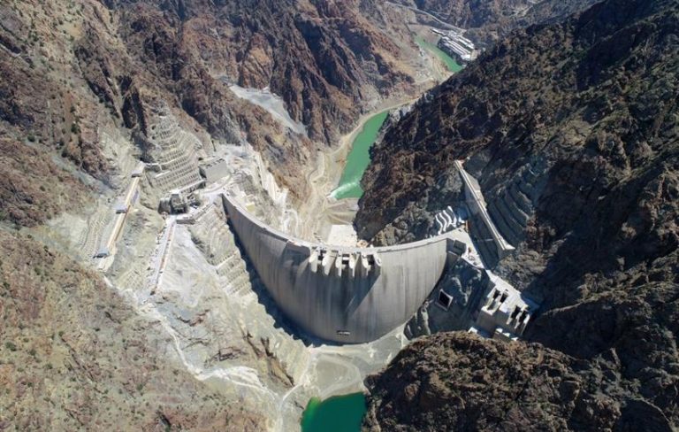 Türkiye’nin en hızlı akan ırmağı Çoruh Nehri üzerinde inşa edilen Yusufeli Barajı ve HES açılıyor