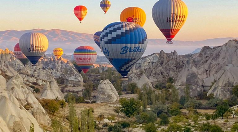 Ulaştırma ve Altyapı Bakanı Adil Karaismailoğlu: Sıcak hava balon yolcu sayısı salgın öncesi dönemi geçti 
