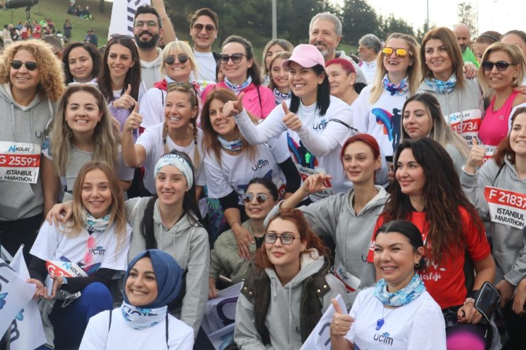 Ünlü isimler, ‘Çocuk İstismarı’na dikkat çekmek için koştular!