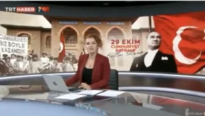 TRT’nin spiker Deniz Demir’i görevden aldığı ileri sürüldü. Atatürk bizi ümmet olmaktan çıkardı birey yaptı demişti