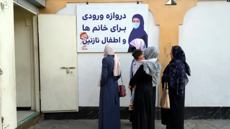 Taleban’dan Kadınlara Bir Yasak Daha…