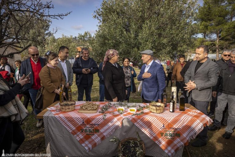 Zeytine saygıda kusur etmemek gerek