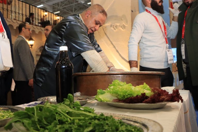 Travel Türkiye İzmir Fuarında Şanlıurfa Rüzgârı