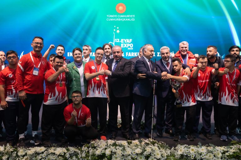 TBMM Başkanı Şentop, Engelsiz Yaşam Fuarı ve Farkındalık Zirvesi’nde konuştu…