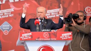 Bahçeli: Siyaset bezirganlarının altılı masaya dinamit fırlattığı ortadadır