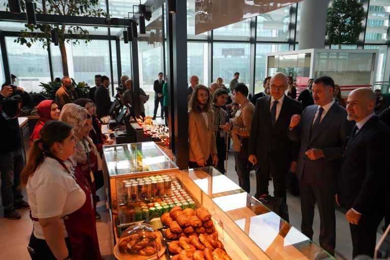 TUM ve İGA İstanbul Havalimanı’nın özel projesi ‘Cafe Yanımda’ hizmete girdi..
