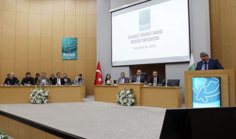 Kocaeli Ticaret Odası Başkanı Bulut: Berber ve kuaförlerin Pazar günü çalışma yasağı 6 ay ertelendi   