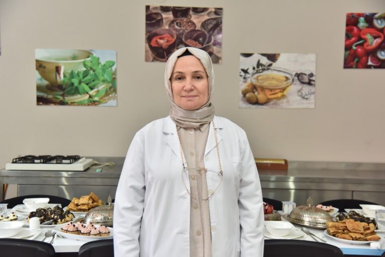 Kartepeli kadınlar aşçılık öğreniyor…