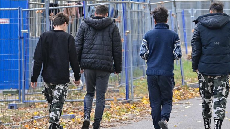 AB’ye geçen yıl 924 bin iltica başvurusu yapıldı