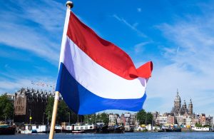 13 yıl önce kölecilik ve sömürge özürü dilemeyen Hollanda şimdi çark etti…