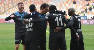 Malatya’da kazanan Adana Demirspor